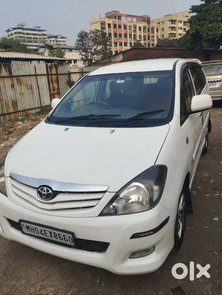 Toyota Innova 2011 Diesel 200000 Km