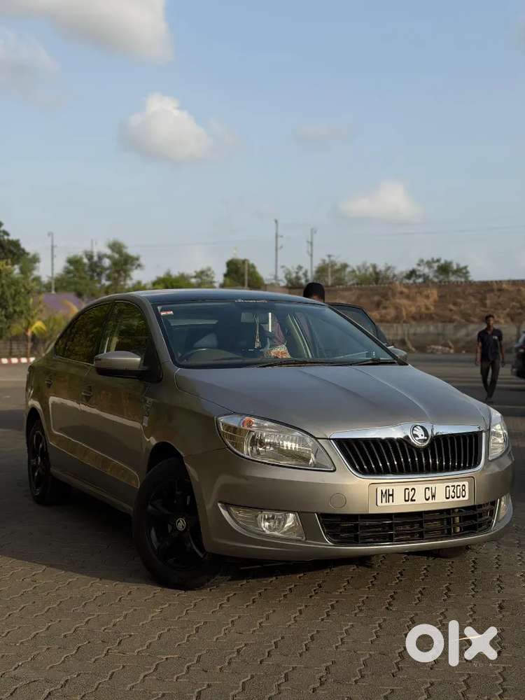 Skoda Rapid 2013 Petrol 76000 Km Driven