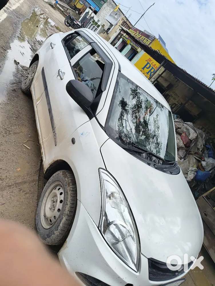 Maruti Suzuki Dzire 2016 Petrol  Cng 75000 Km Driven