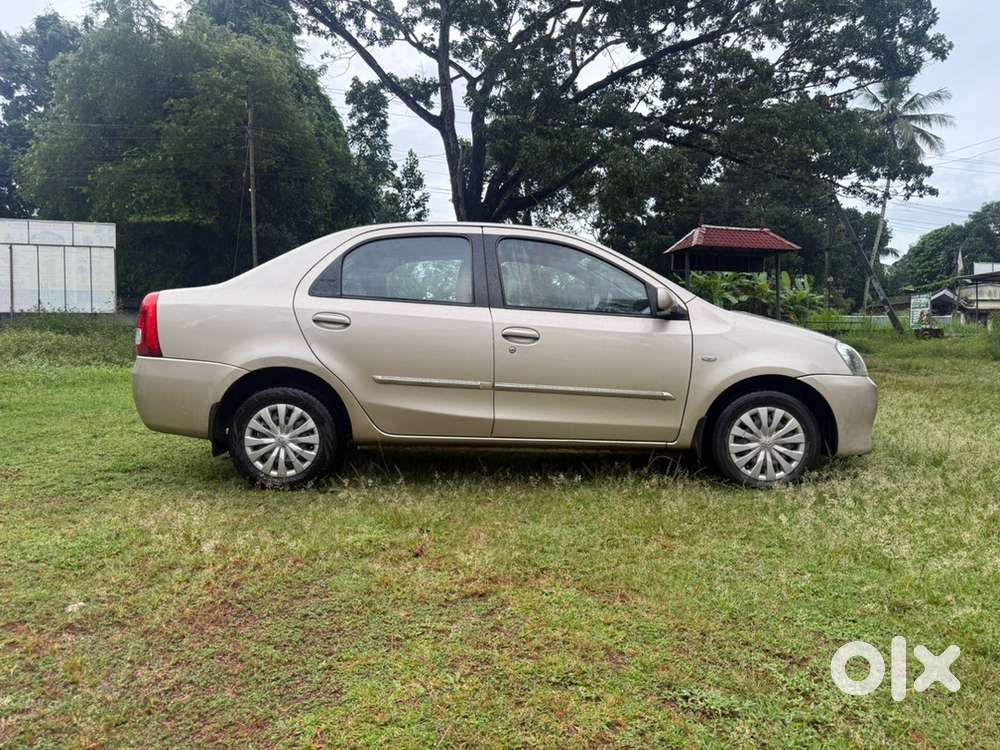 Toyota Etios Petrol 2012