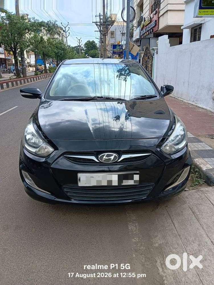 Hyundai Verna Fluidic 1.6 Vtvt Sx, 2014, Diesel