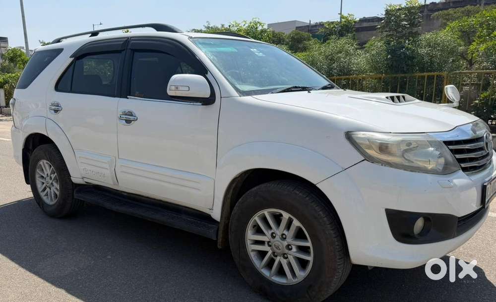 Toyota Fortuner 2013 Diesel 122065 Km Driven