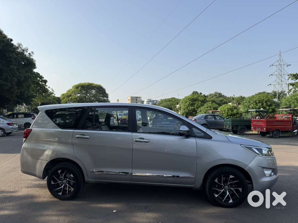 Toyota Innova Crysta 2.4 G Mt 8s, 2019, Diesel