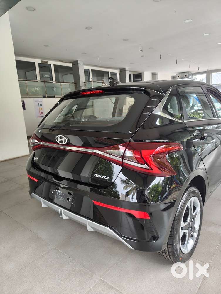 Hyundai I20 Sportz Petrol 2026