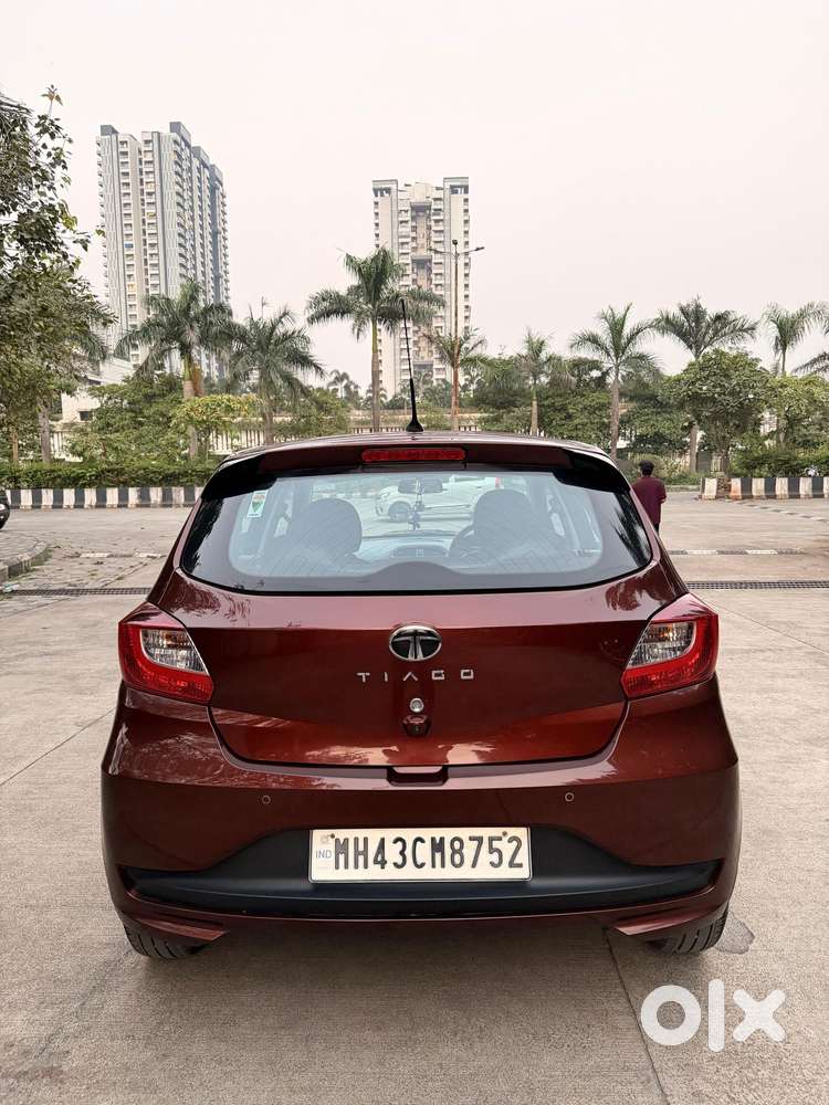 Tata Tiago 1.2 Revotron Xta, 2025, Petrol