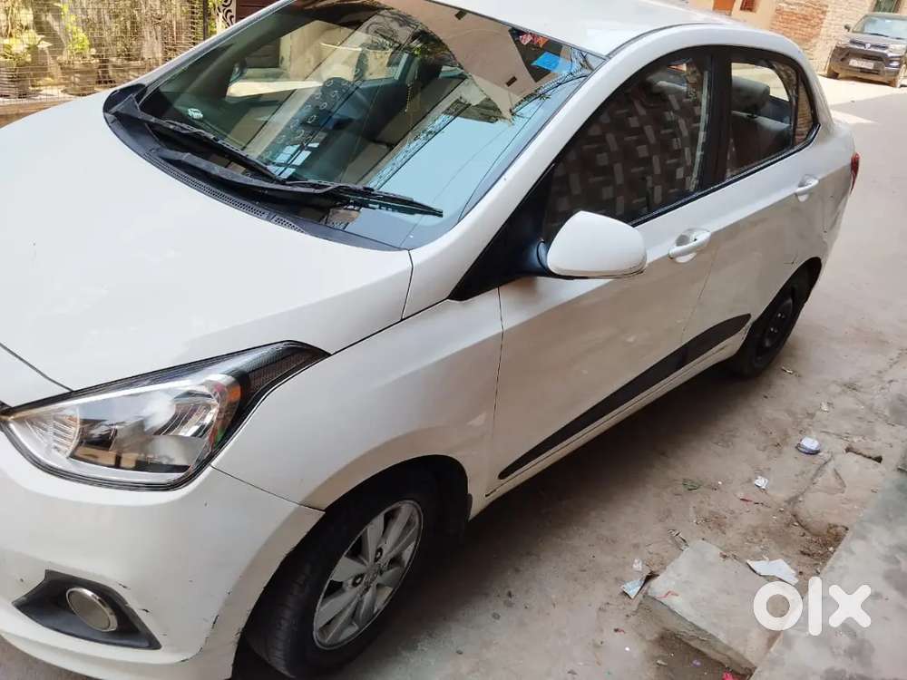 Hyundai Xcent 2015