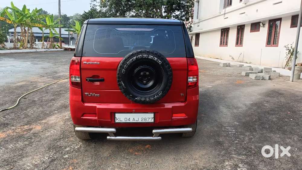 Mahindra Tuv 300 2016 Diesel 108000 Km Driven