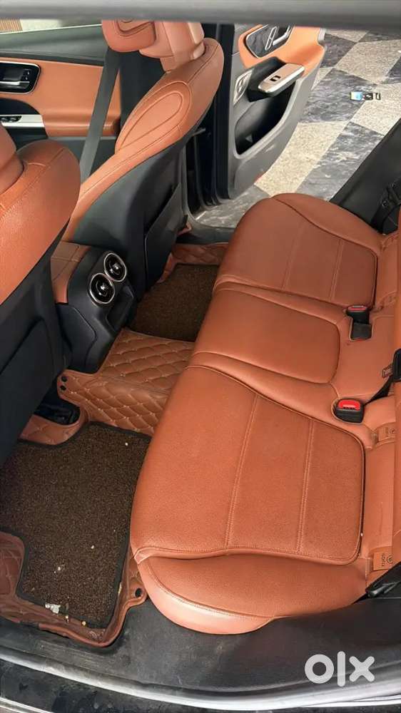 Mercedes-benz Glc 2024 Petrol Well Maintained