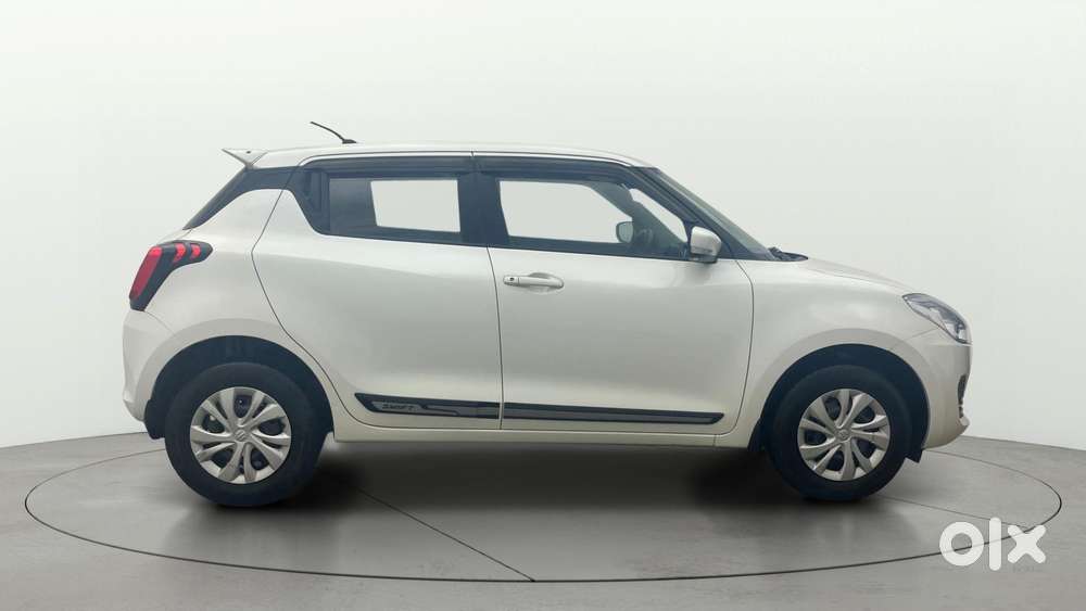 Maruti Suzuki Swift VVT VXI, 2023, Petrol