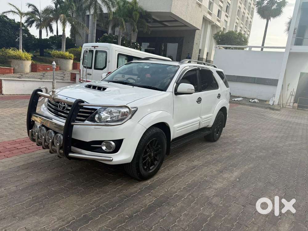Toyota Fortuner, 2015, Diesel