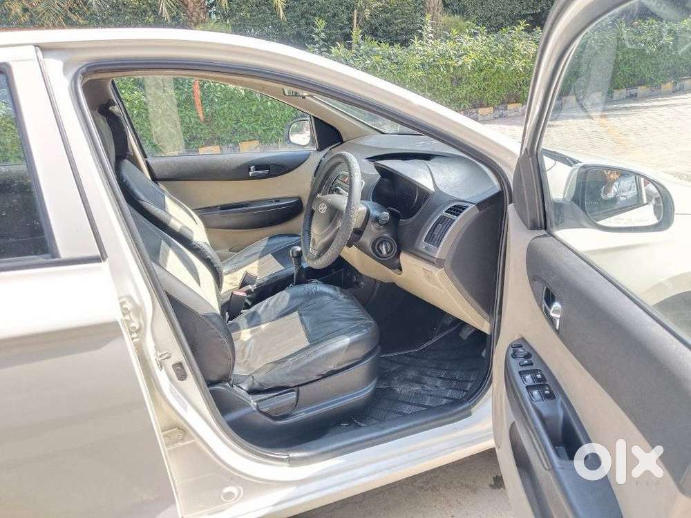 Hyundai I20 Magna 1.2 Vtvt, 2013, Petrol