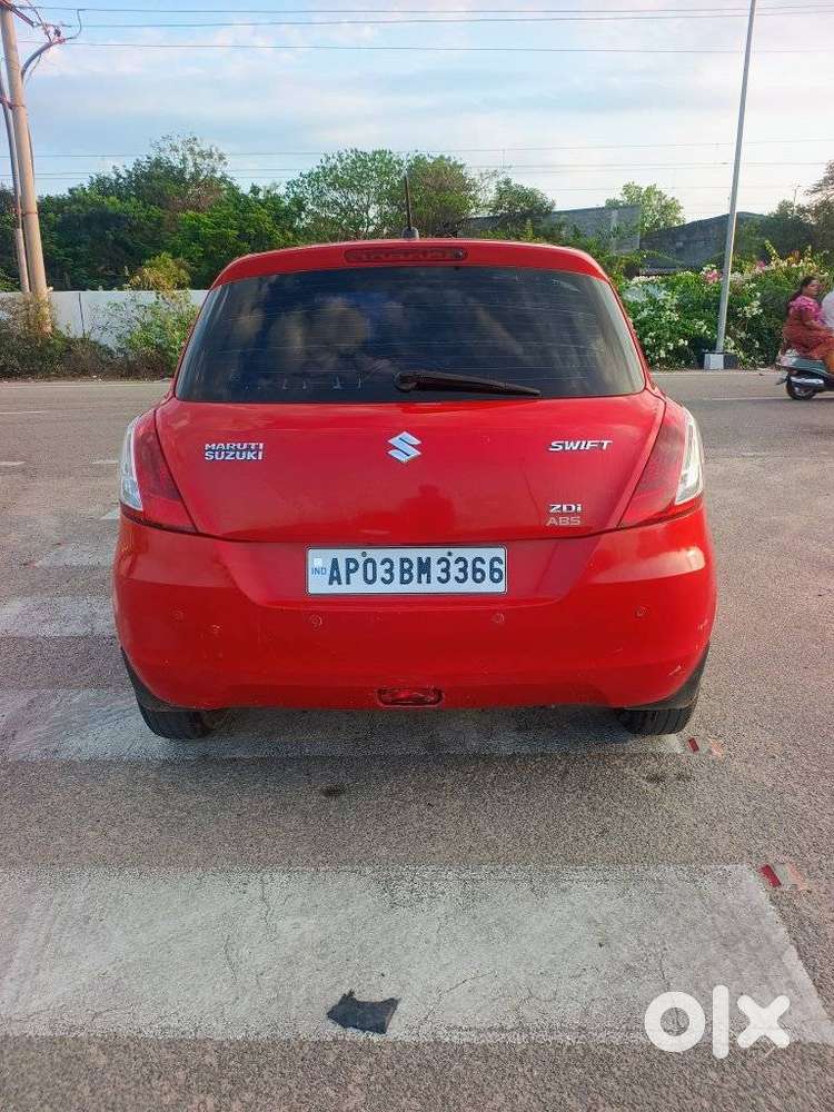 Maruti Suzuki Swift Ddis Zdi, 2014, Diesel