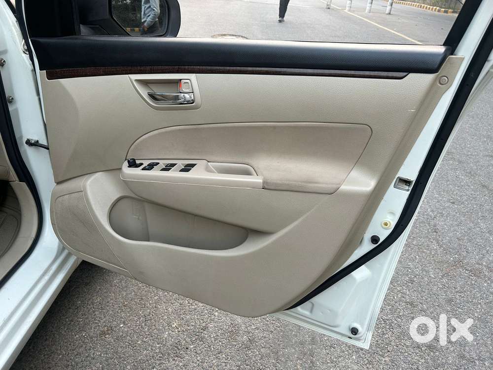 Maruti Suzuki Swift Dzire Vdi Optional, 2017, Diesel