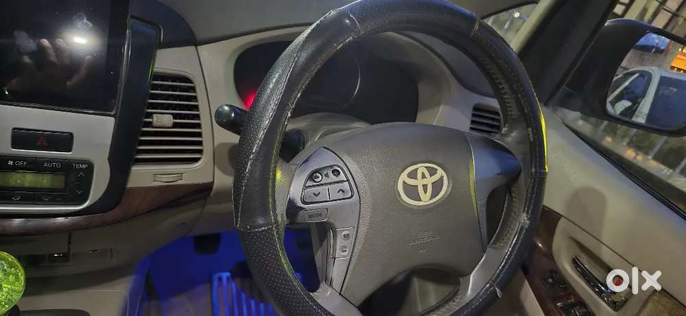 Toyota Innova Diesel 2012