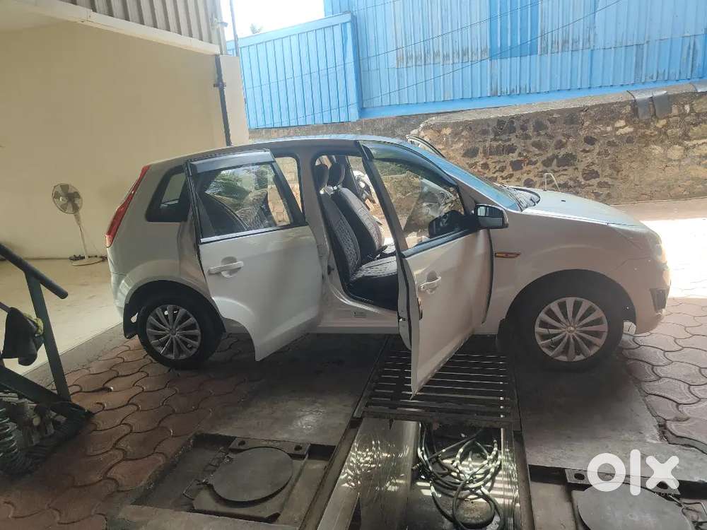 Ford Figo 2013 Diesel 74000 Km Driven