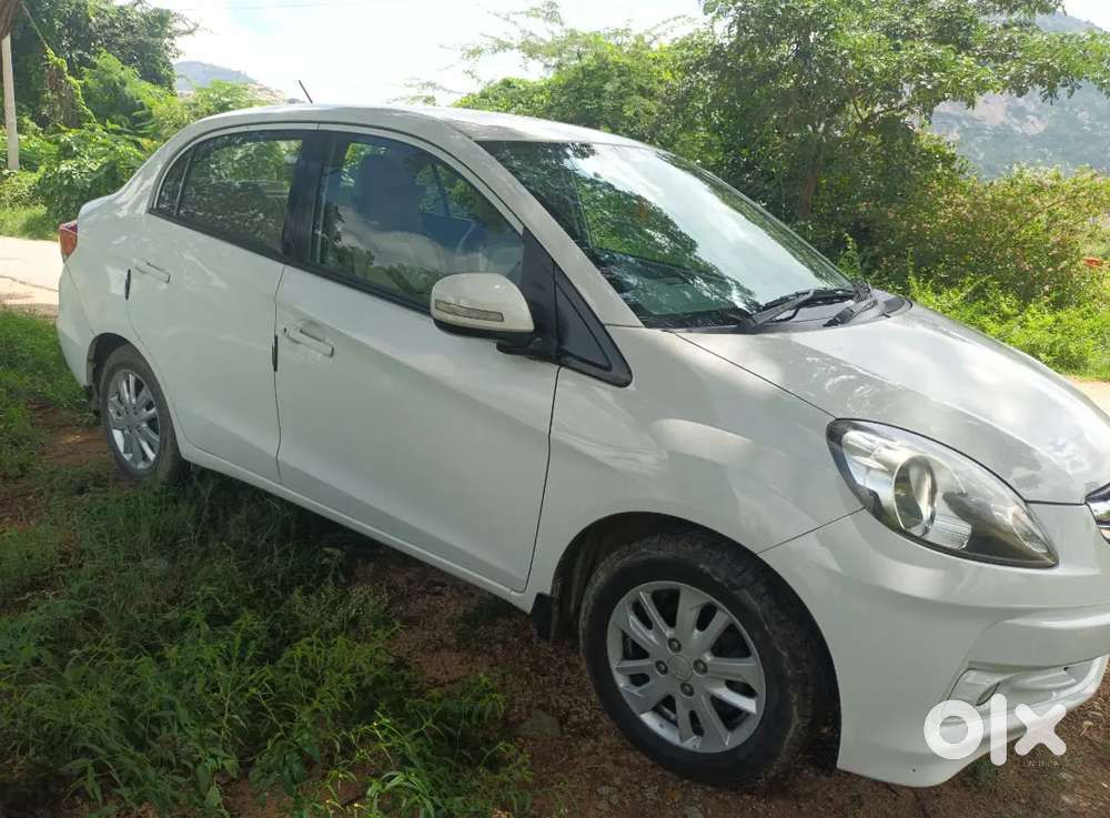 Honda Amaze 2013 Diesel Well Maintained