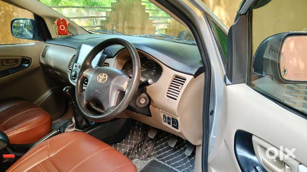 Toyota Innova Diesel Manual 7 Seater 2015