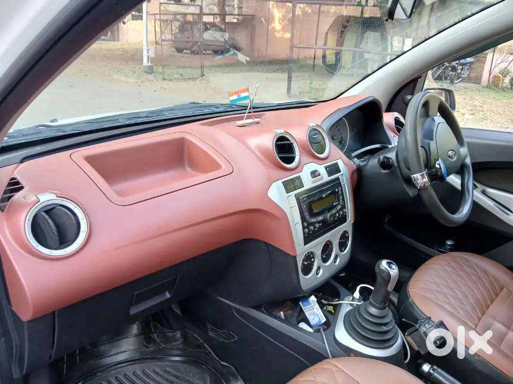 Ford Figo Diesel Zxi 2011