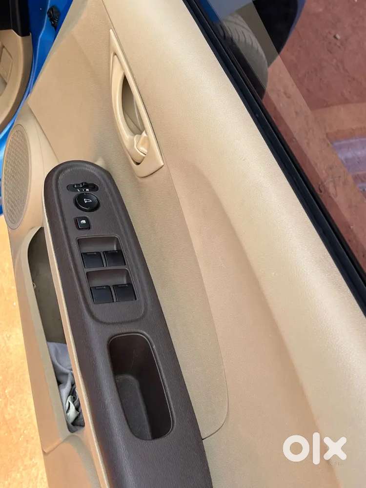 Honda Brio Mt Petrol 2013 Car