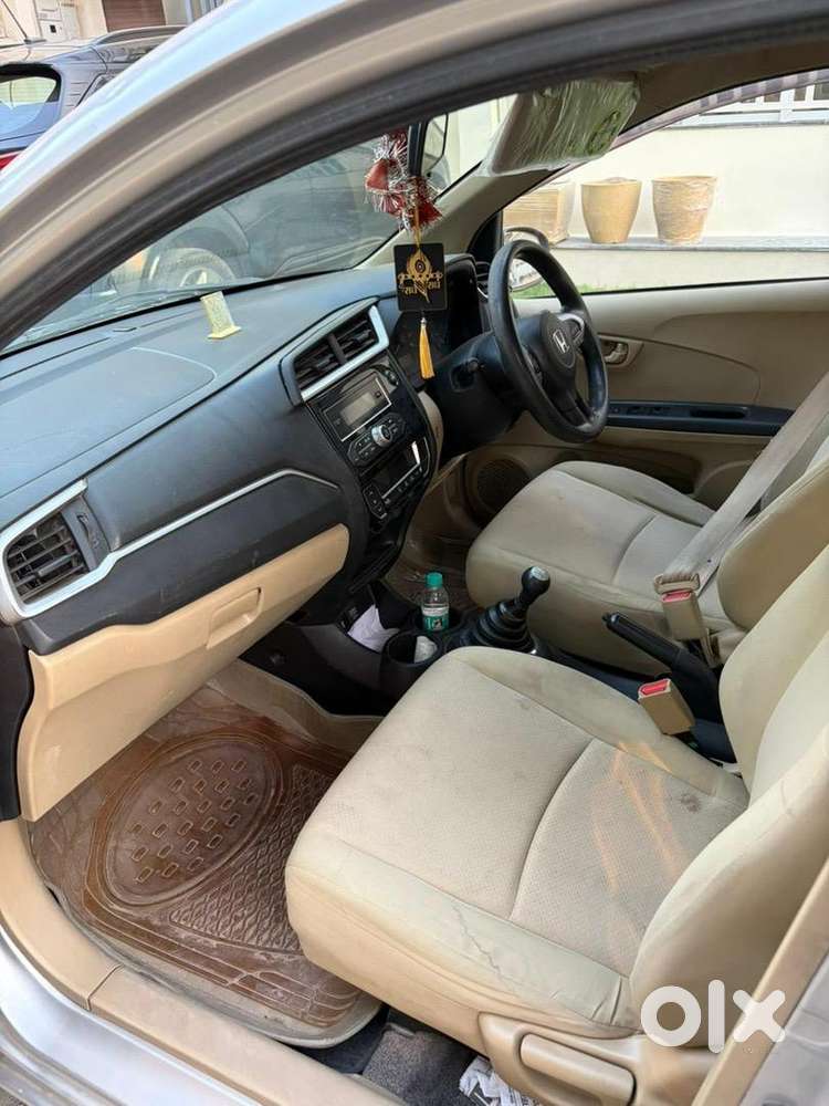 Honda Amaze 2016 Diesel Well Maintained