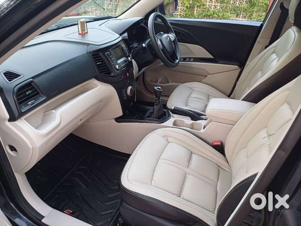 Mahindra Xuv300 W6 Amt Diesel, 2023, Diesel