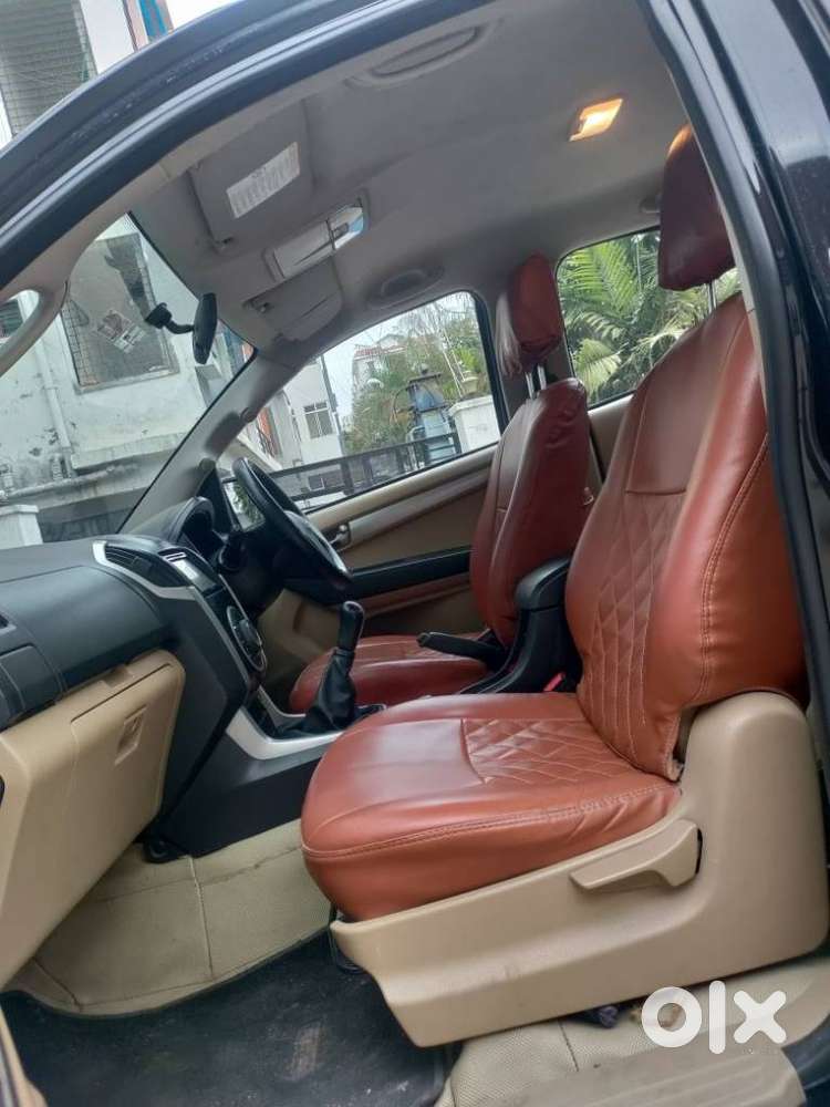 Isuzu V-cross Z Prestige 4x4 Mt, 2017, Diesel