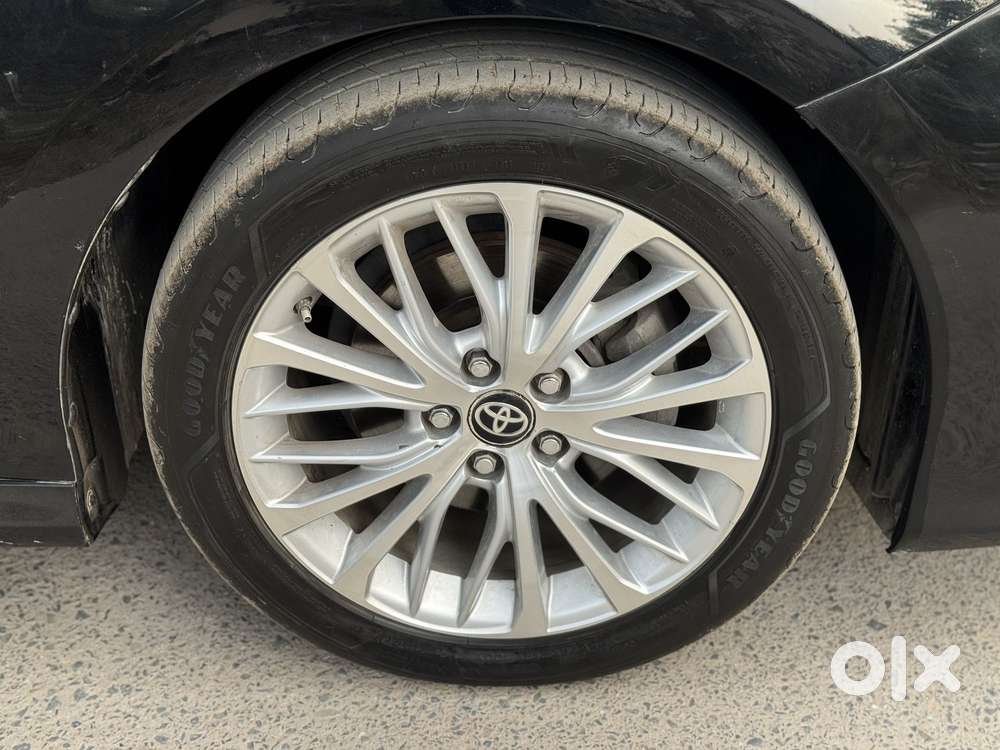 Toyota Camry Hybrid, 2021, Petrol