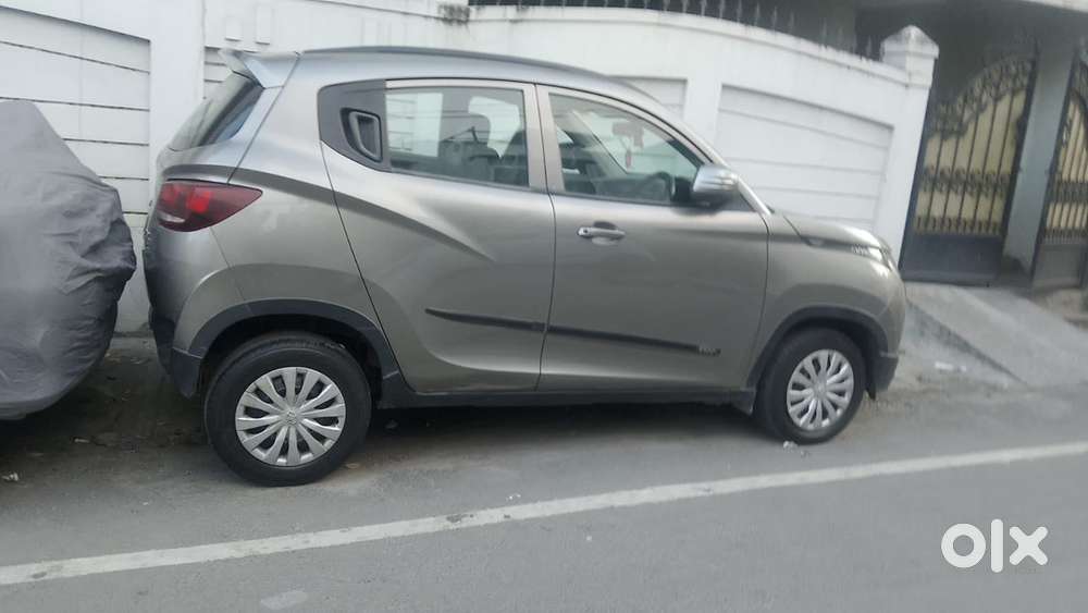 Mahindra Kuv 100 2016