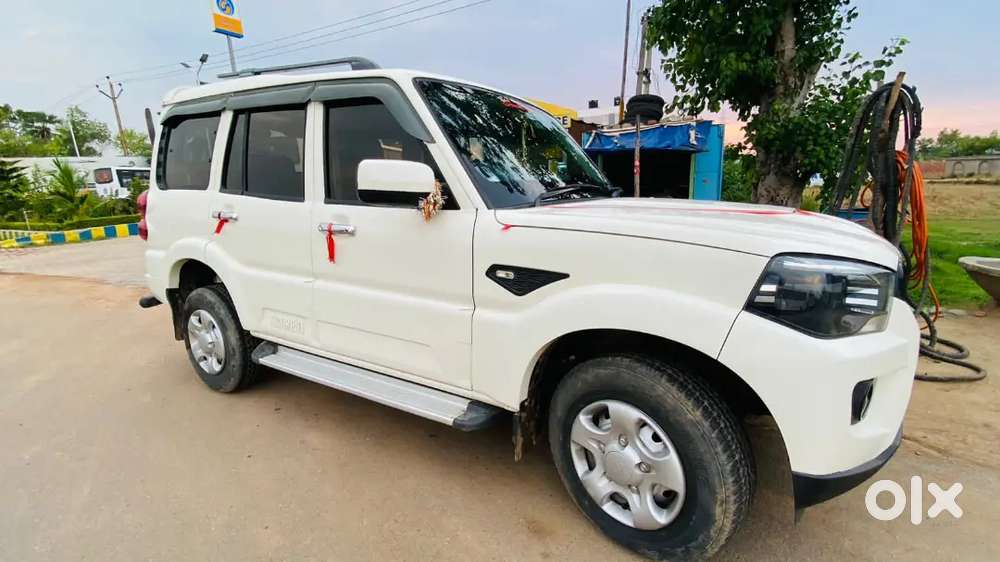 Mahindra Scorpio 2018 Diesel Well Maintained
