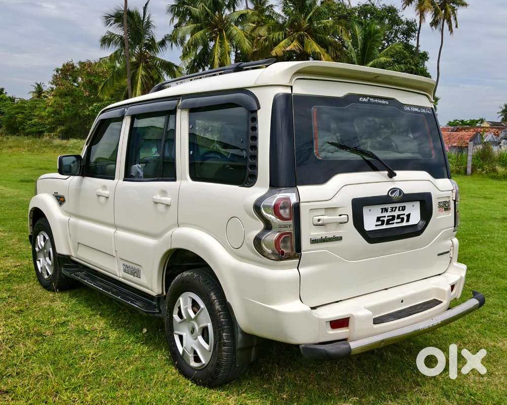 Mahindra Scorpio S6 Plus, 2016, Diesel