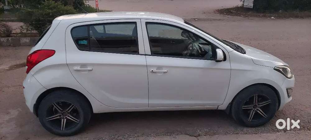 Hyundai I20 2012 Diesel Well Maintained And Good Condition