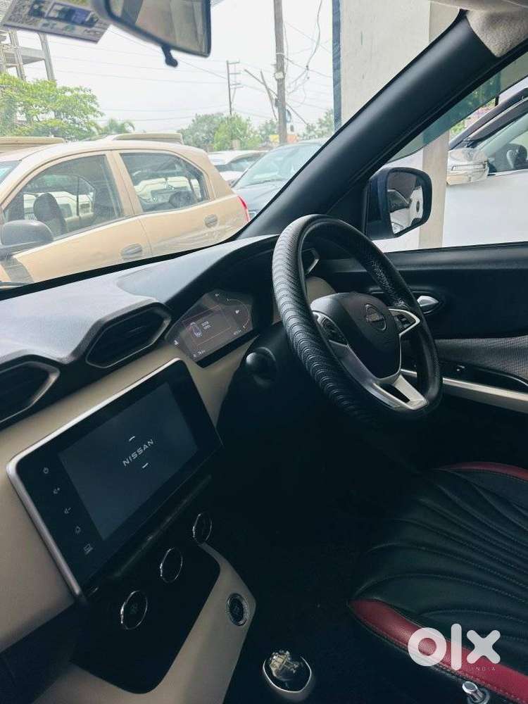 Nissan Magnite Kuro Edition 1.0 Turbo Petrol Mt, 2021, Petrol