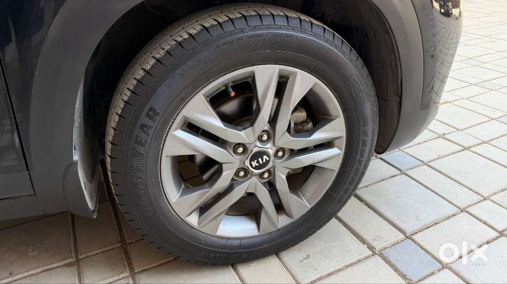 Kia Seltos Petrol Htx Mt 2020