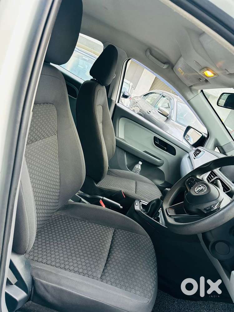 Tata Altroz 1.2 Xt, 2020, Petrol