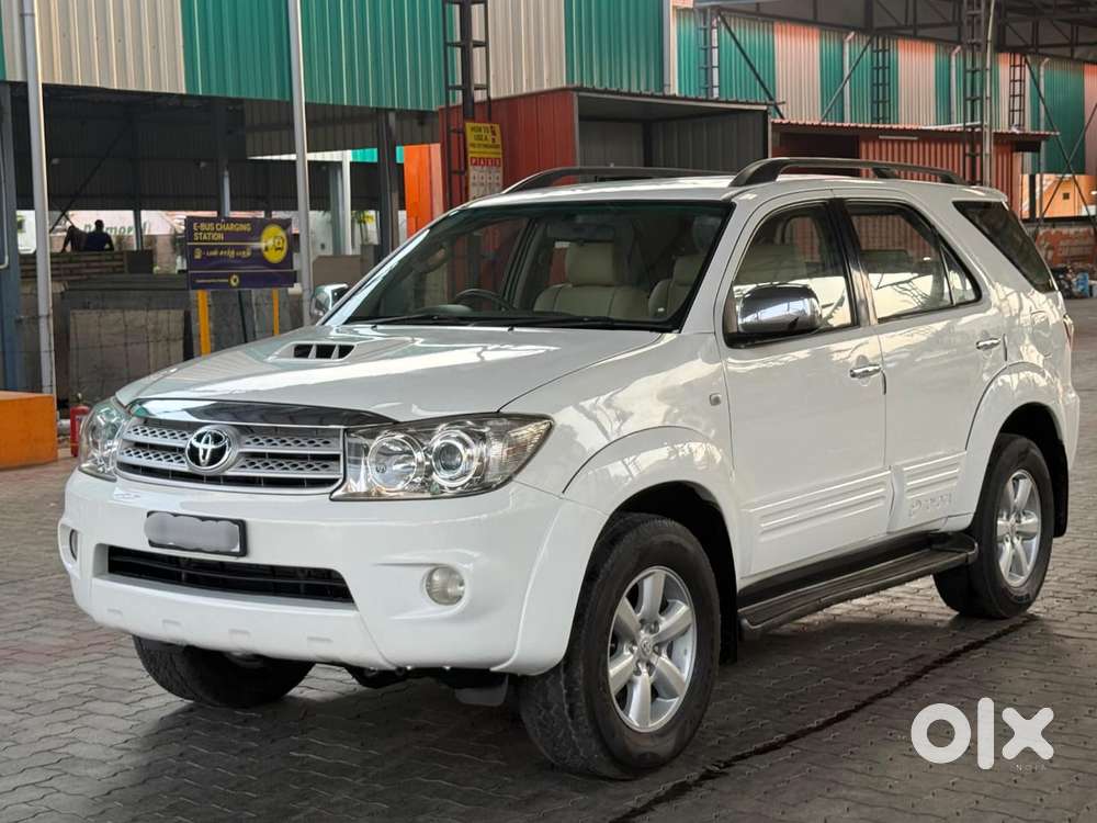 Toyota Fortuner 3.0 4x4 Manual, 2014, Diesel