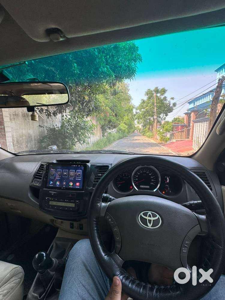 Toyota Fortuner 2011 Diesel 150000 Km Driven