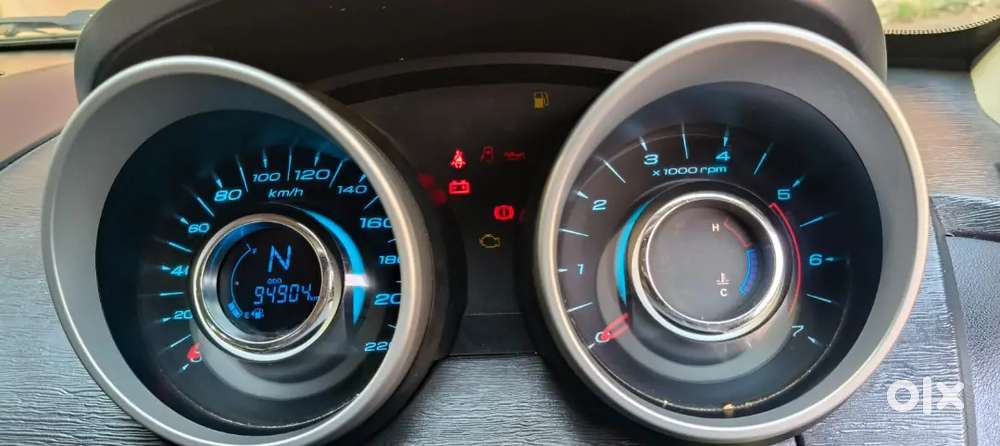Best Condition Duel Tone Raw Power Xuv 500 W10 Top Model