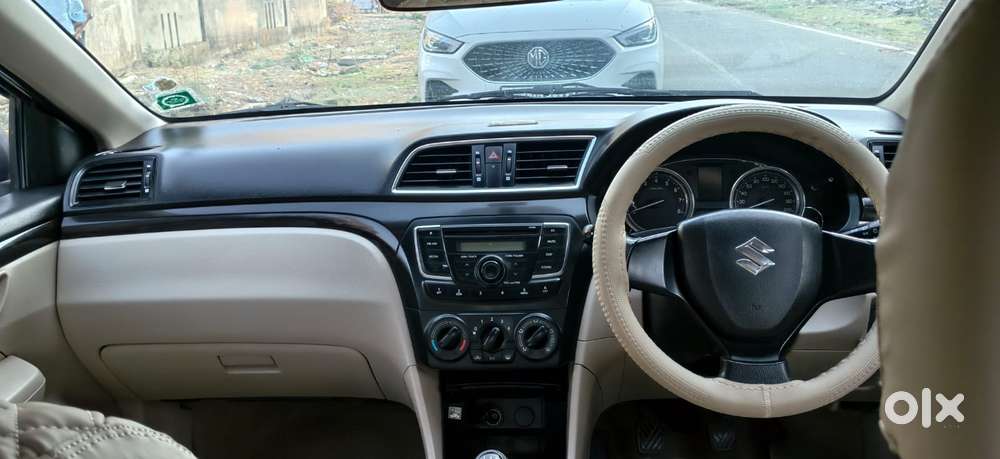 Maruti Suzuki Ciaz 2014-2017 Vxi Plus, 2014, Petrol