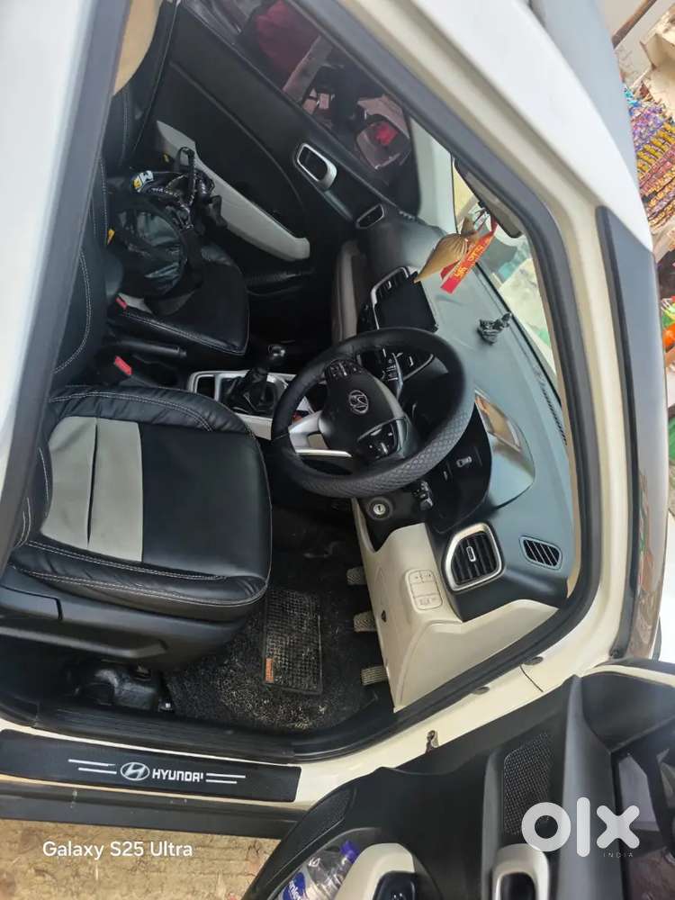 Hyundai Venue 2025 Petrol Good Condition