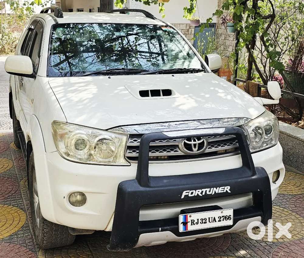 Toyota Fortuner 2.8 Diesel 2011