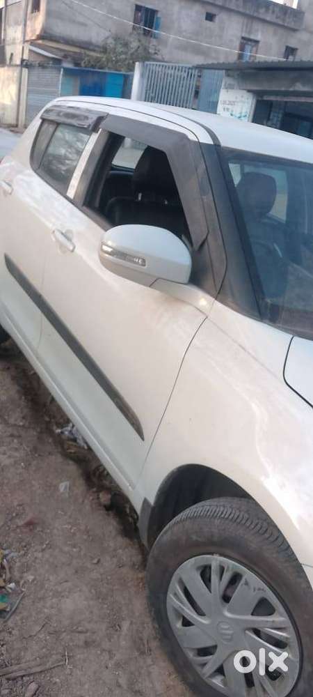 Car Me Koi Dikkat Nahi Hai