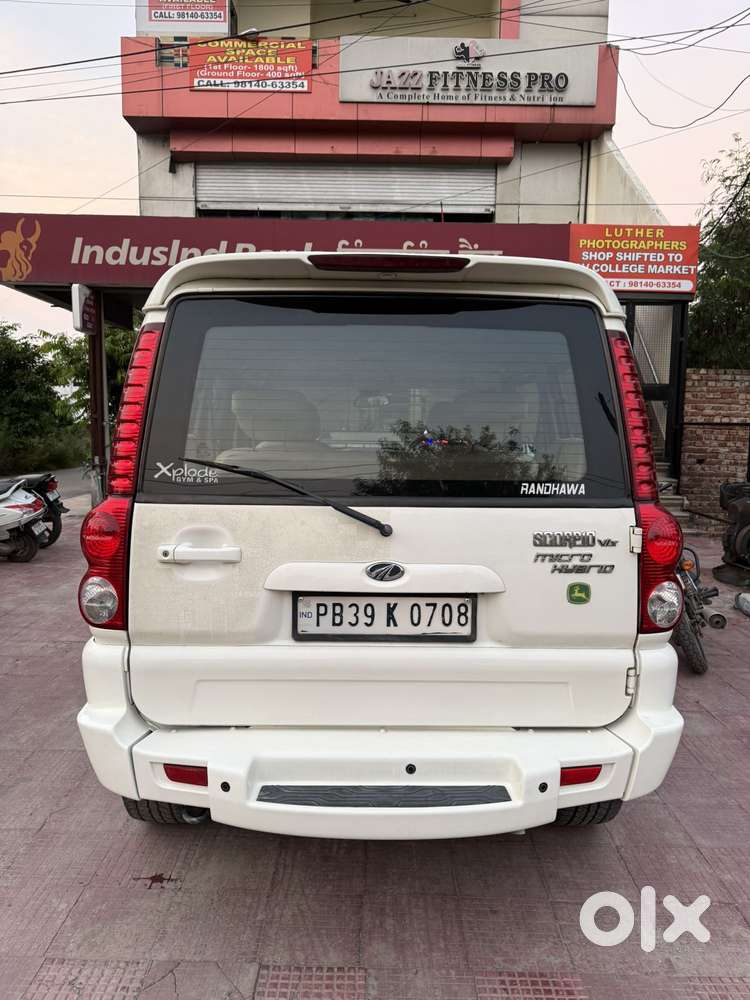 Mahindra Scorpio Vlx 2wd Bsiv, 2012, Diesel