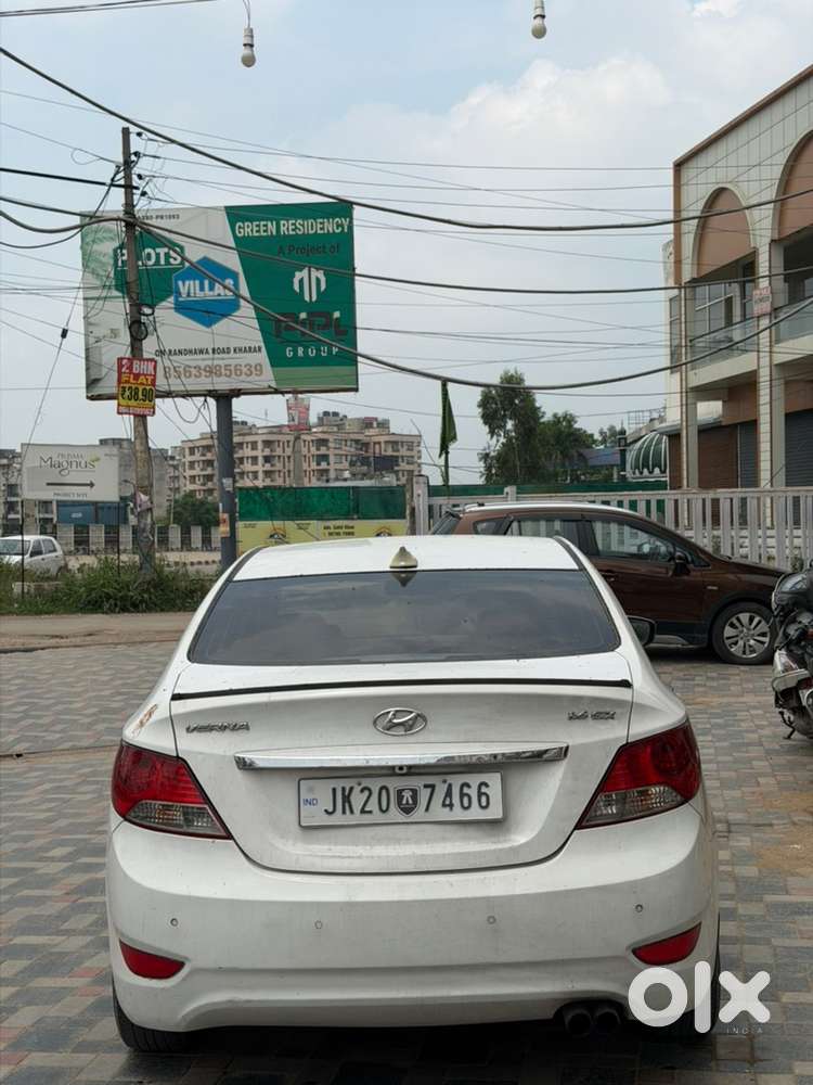 Hyundai Fluidic Verna 2014