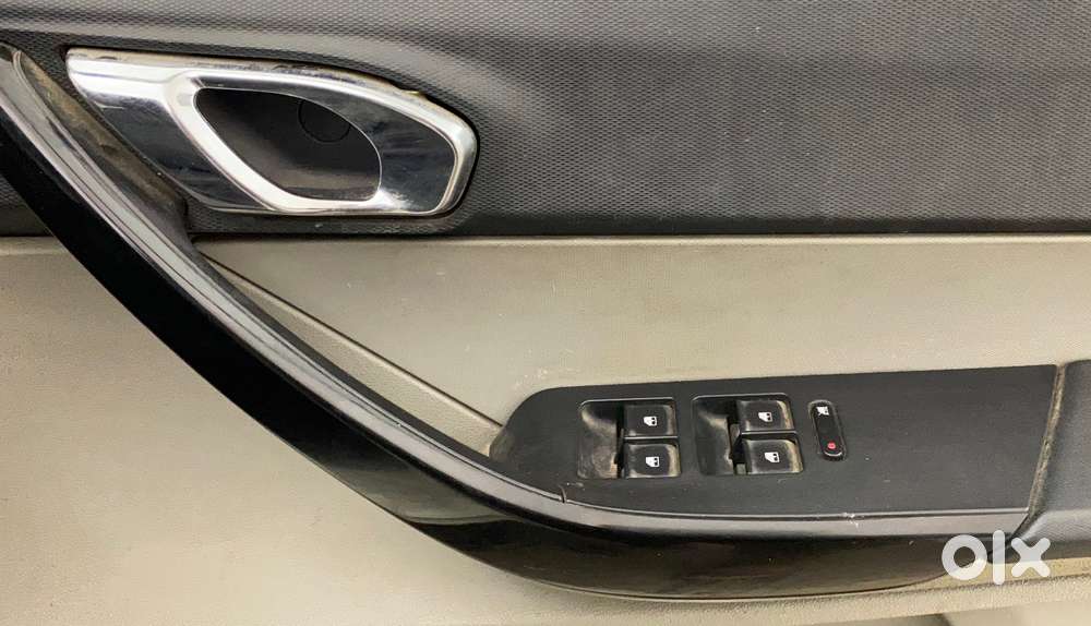 Tata Tiago 1.2 Revotron Xz, 2017, Petrol