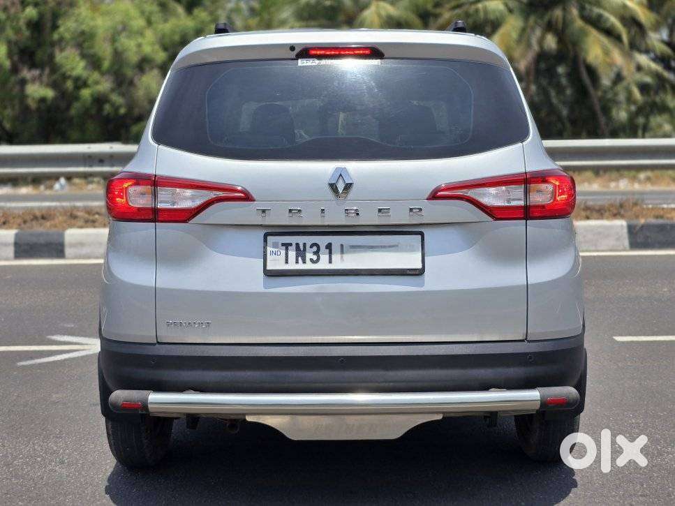 Renault Triber Rxt, 2023, Petrol