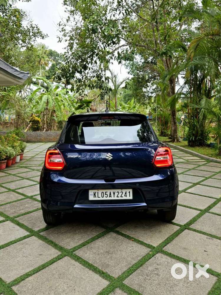 Maruti Suzuki Swift Vxi Optional, 2022, Petrol
