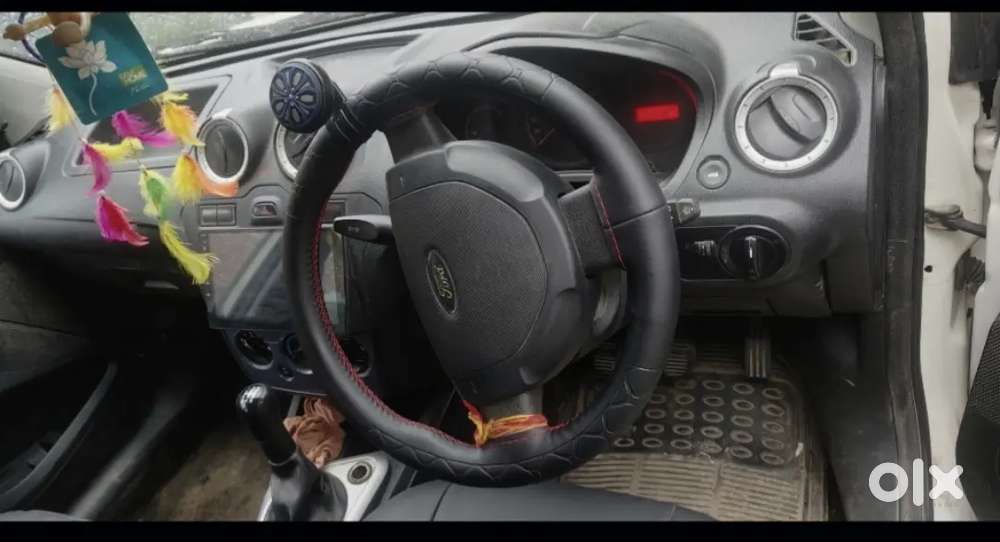 Ford Figo 2014 Diesel 98000 Km Driven