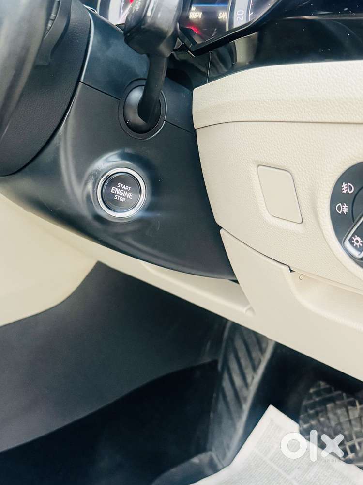 Skoda Superb L&k 2.0 Tdi At, 2018, Diesel