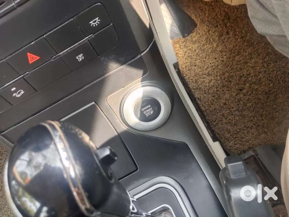 Mahindra Xuv500 At W10 Fwd, 2016, Diesel