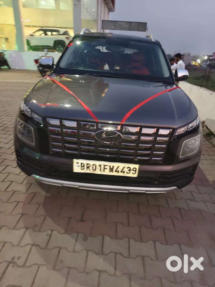 54000 Km Running . Sunroof Bhi Hai